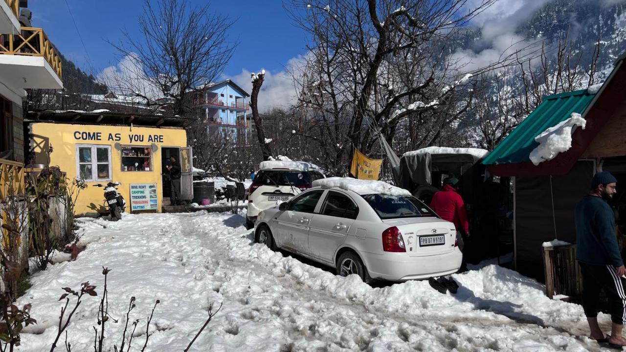 Yolo Backpackers - Manali Hostel Luaran gambar