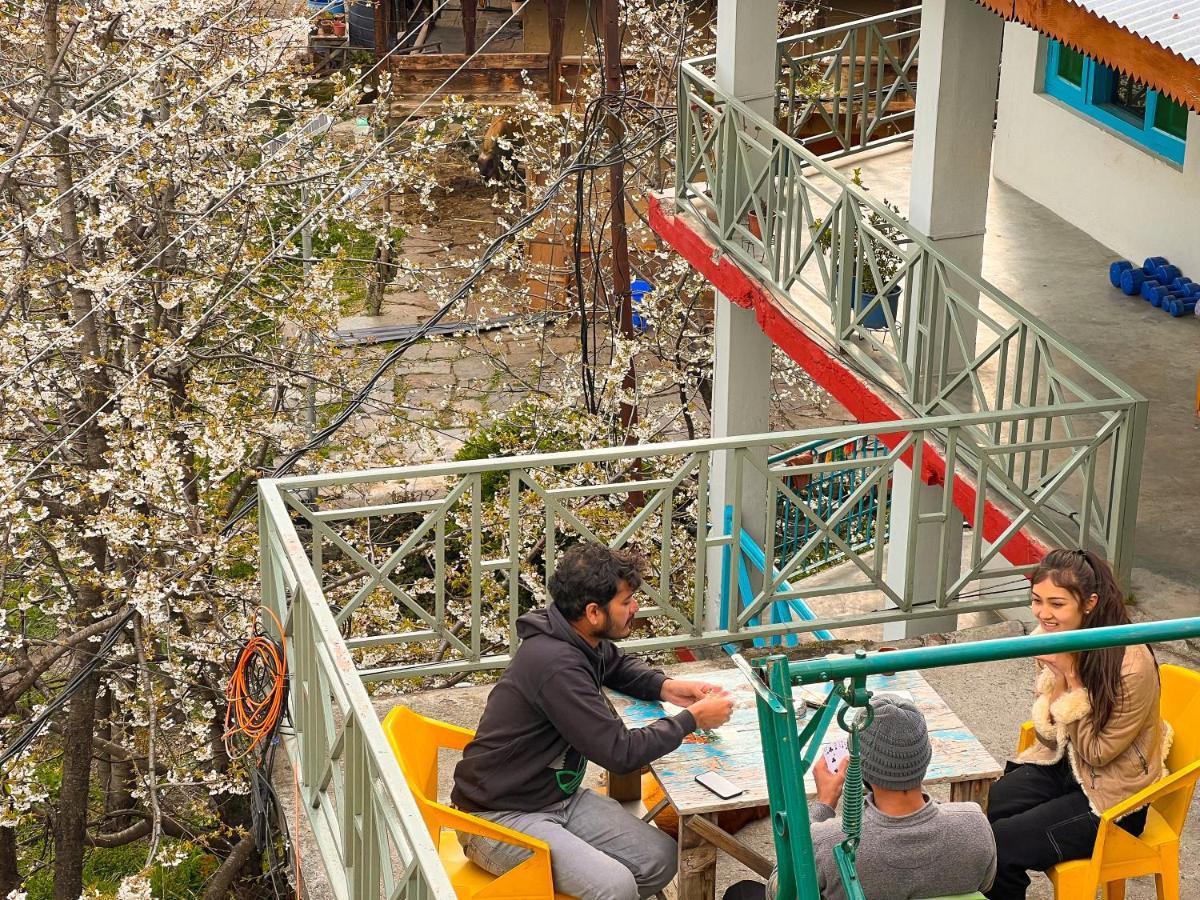 Yolo Backpackers - Manali Hostel Luaran gambar