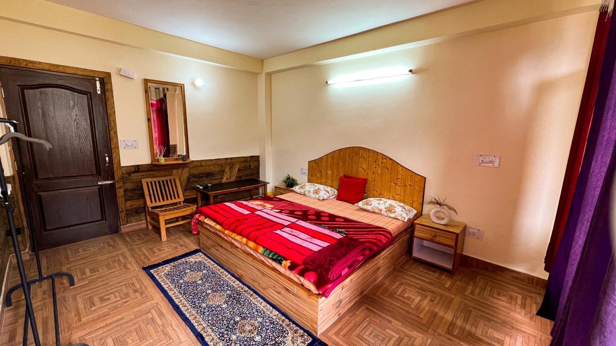 Yolo Backpackers - Manali Hostel Luaran gambar